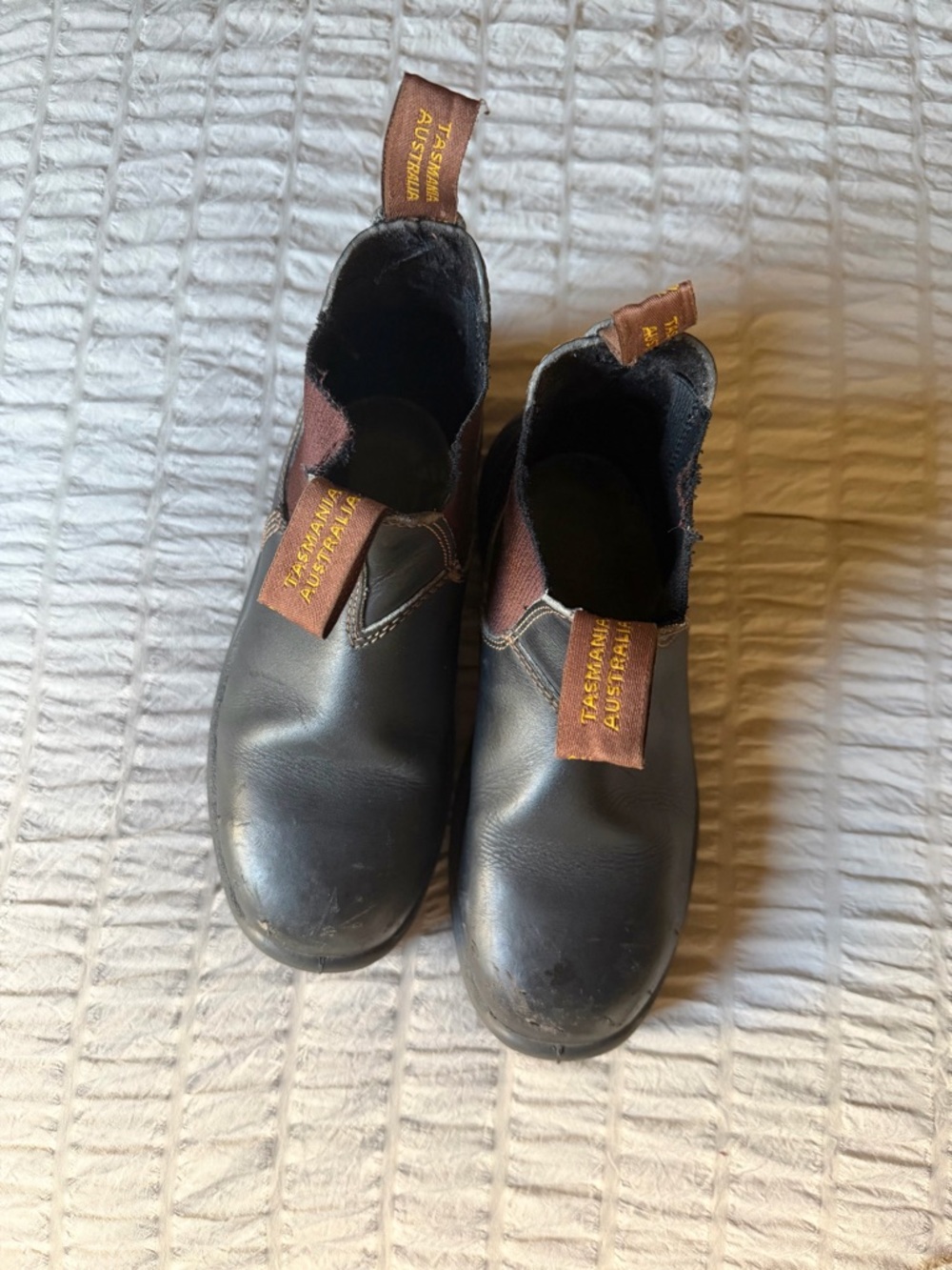 Blundstone Dark Brown Chelsea Slip-On Boots